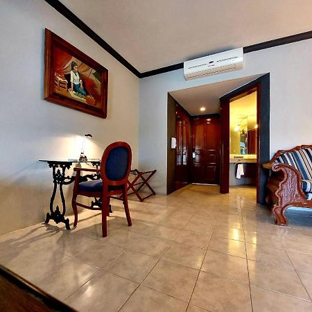 Gran Hotel Hacienda De La Noria Ακουασκαλιέντες Εξωτερικό φωτογραφία A room at the hotel