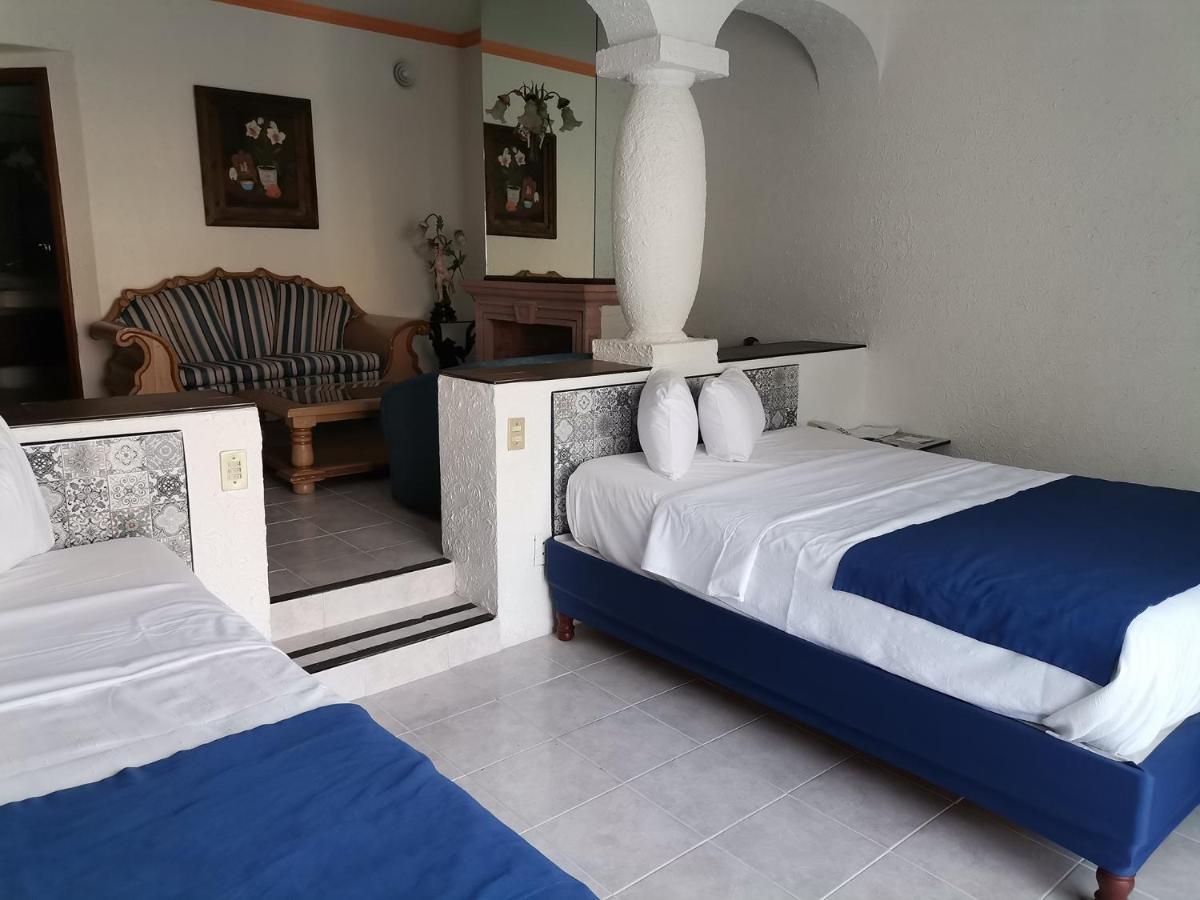 Gran Hotel Hacienda De La Noria Ακουασκαλιέντες Εξωτερικό φωτογραφία A room at the hotel