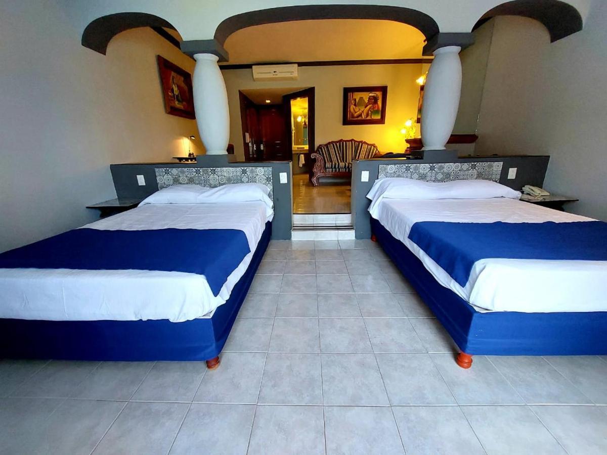 Gran Hotel Hacienda De La Noria Ακουασκαλιέντες Εξωτερικό φωτογραφία A room at the hotel