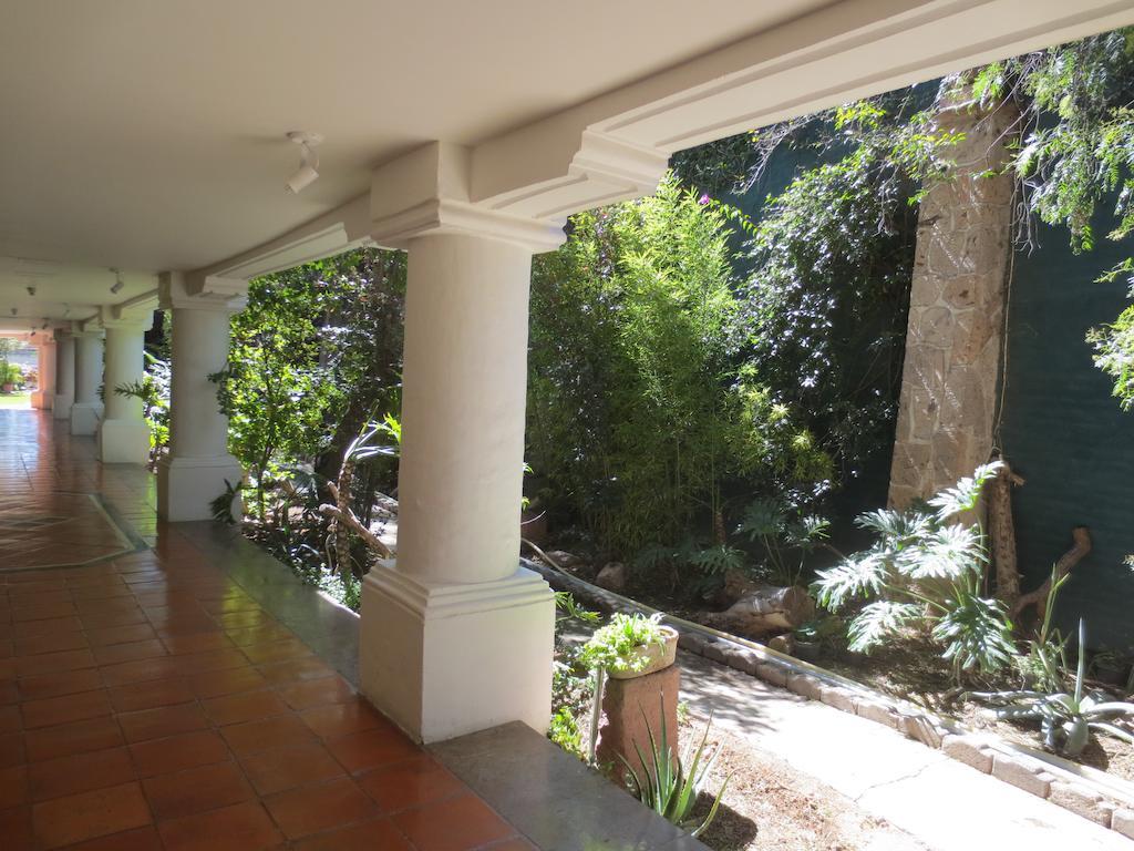 Gran Hotel Hacienda De La Noria Ακουασκαλιέντες Εξωτερικό φωτογραφία The veranda of the house